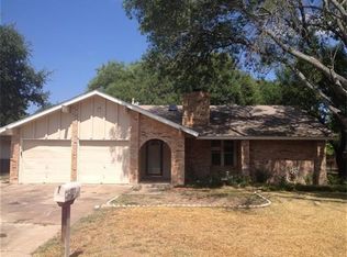 311 Golden Oaks Dr, Georgetown, TX 78628