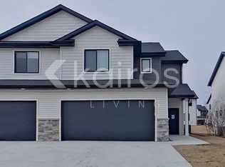 6918 Bluebell Ct, Johnston, IA 50131