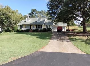 362 Green Hill Dr, Anderson, SC 29621