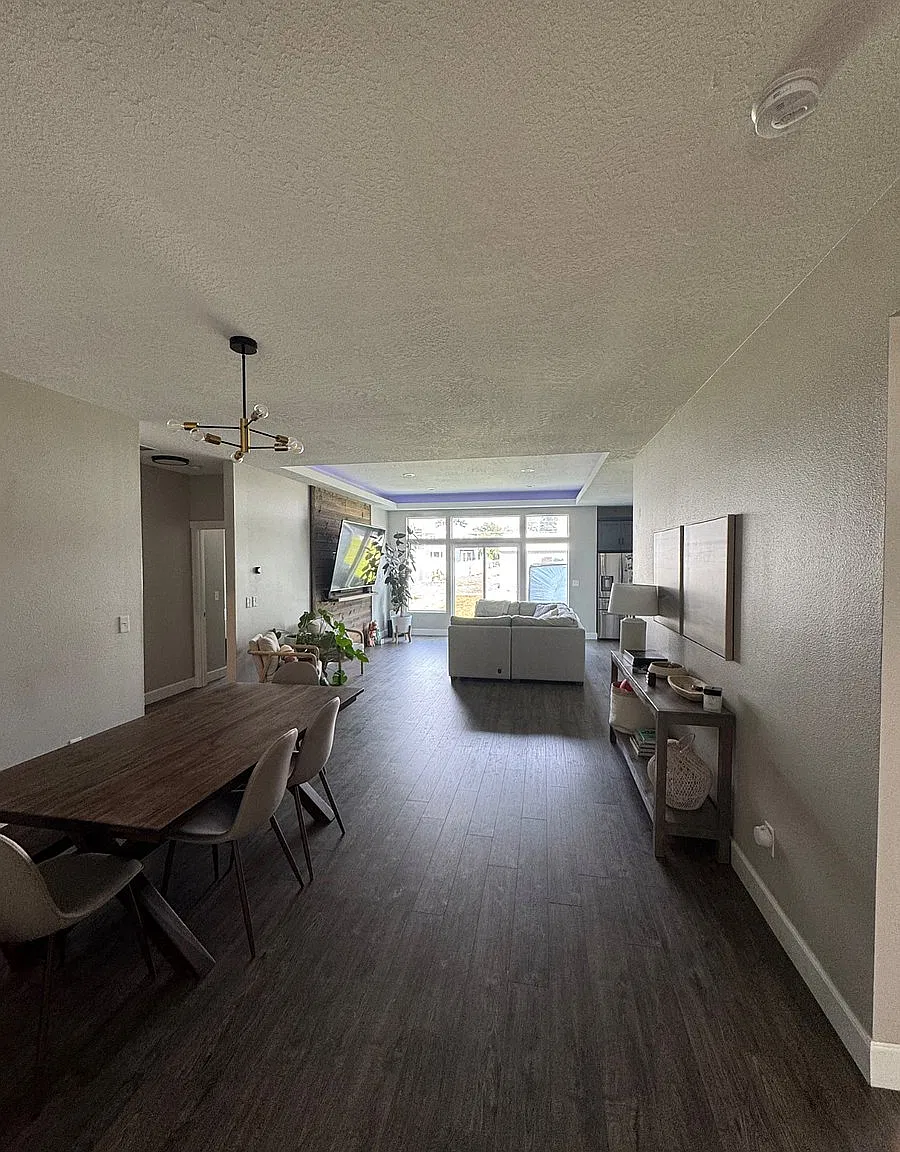 3 bed, 1576 sqft, $3,200 — Photo 3