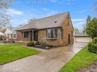 6593 King Ave, Allen Park, MI 48101