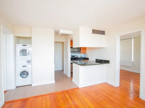 2135 Walnut St APT 1003, Philadelphia, PA 19103
