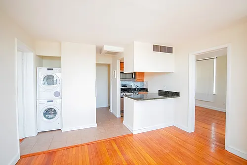 2135 Walnut St #1003 Photo 1