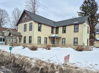 524 Maple Ave APT 1, Saratoga Springs, NY 12866