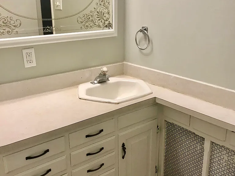 163 Douglass St #1 — Photo 8
