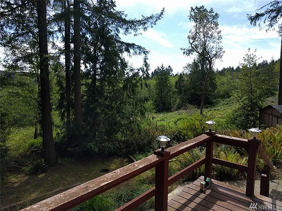 3rd image of 1805 Lake Dr SW