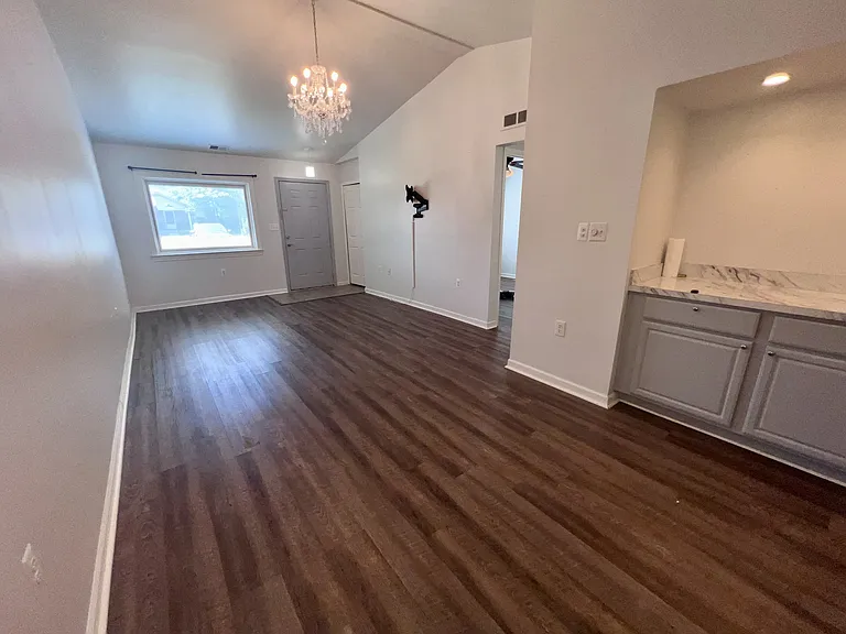 25810 Lira Ln #1 — Photo 4