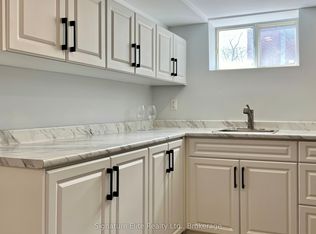 34 Ovida Ave, Toronto, ON M9B1E1