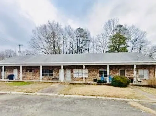 1600 Woodland Dr, North Little Rock, AR 72113