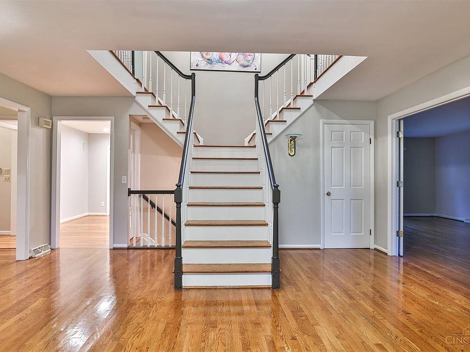 9902 Tradewind Ct, Montgomery, OH 45242 Zillow