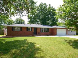 2703 Clarendon Rd, Sedalia, MO 65301