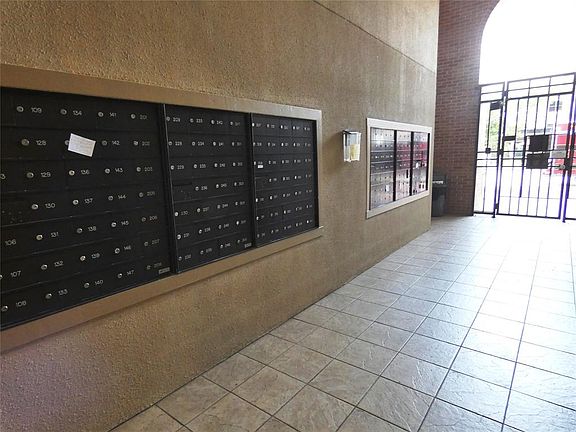 3rd image of 2299 Lone Star Dr