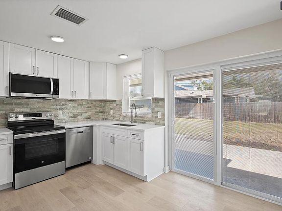 3rd image of 9101 7th St N