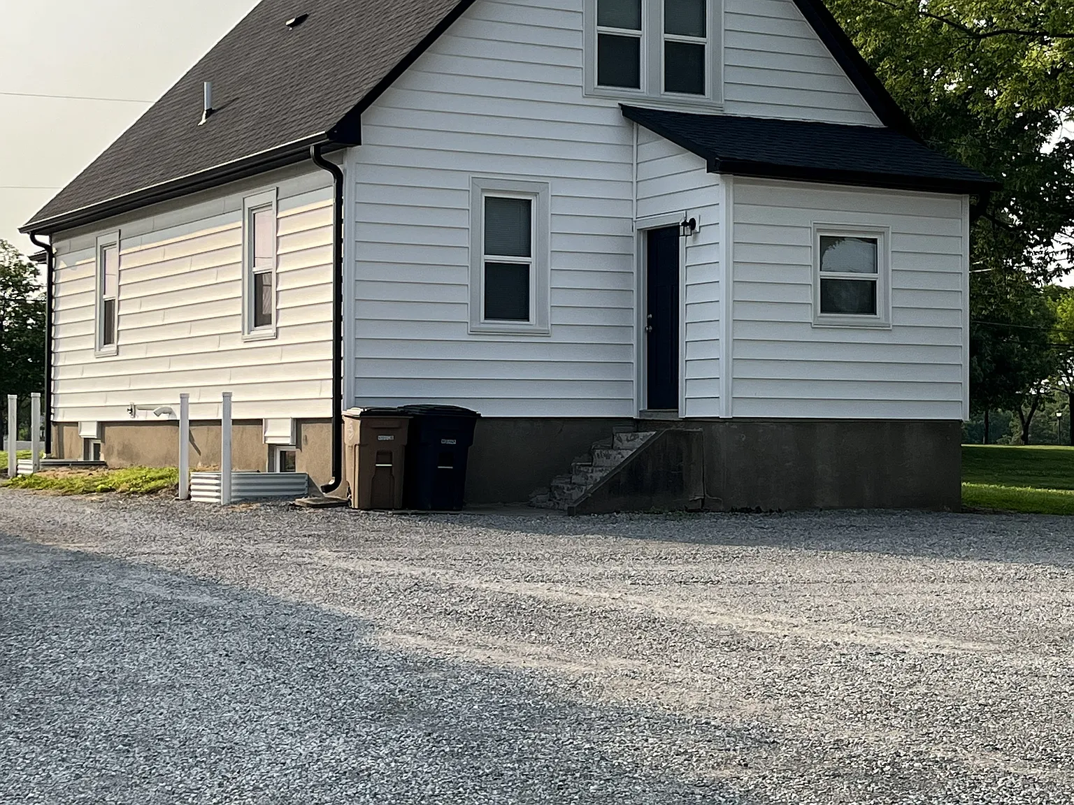 8 bed, $1,700 — Photo 3