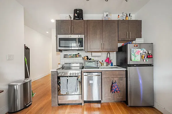 Kitchen, photo 1