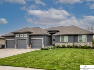 12414 Mormon St, Omaha, NE 68142