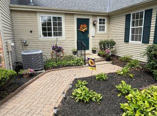 2 Cogswells Grant #2, Fairfield, OH 45014