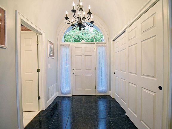5th image of 355 Lake Point Ln #14