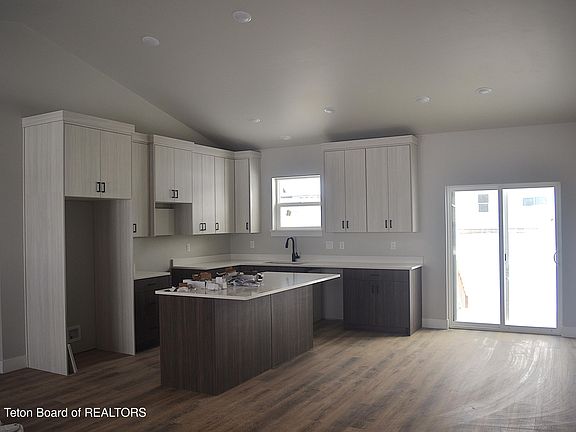 2nd image of 626 Little Greys Loop