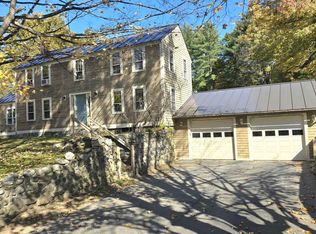 875 Farrington Corner Rd, Hopkinton, NH 03229