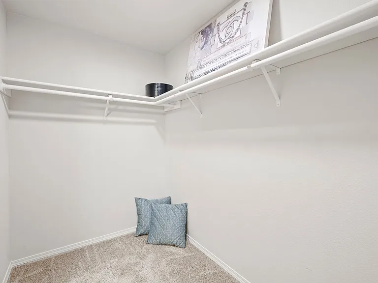 Water's Edge Townhomes — Photo 21