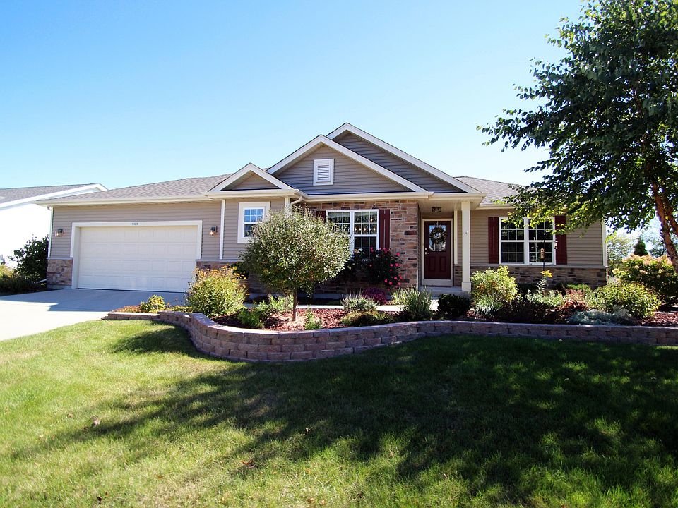 1st image of 1129 Red Oak Cir