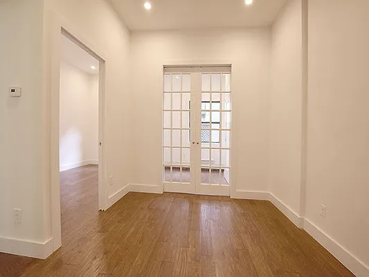 Rented by Cooper & Cooper Real Estate | media 26