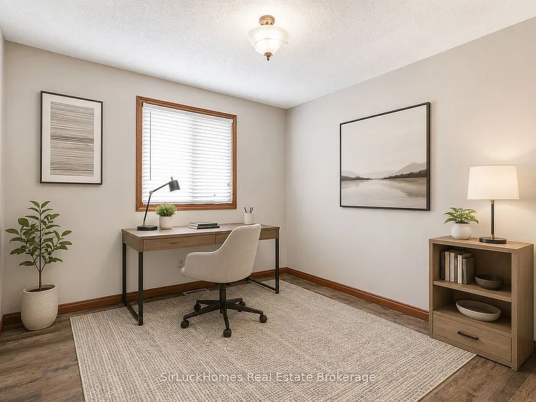 306 McKellar St — Photo 14