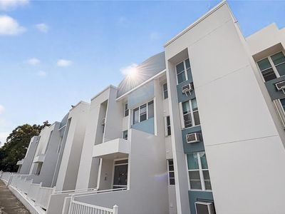 844 San Juan #Penthouse 1, San Juan, PR, 00907