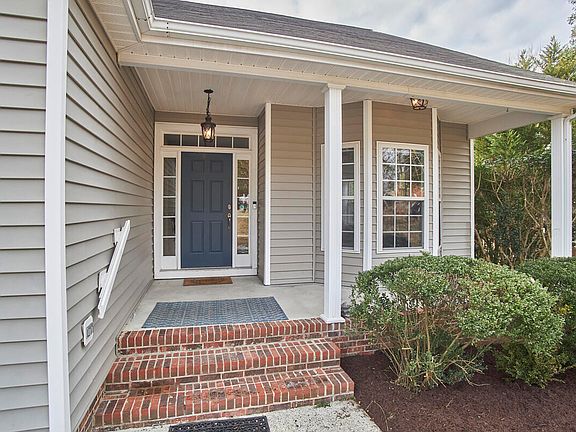 2nd image of 4117 Branchwood Dr
