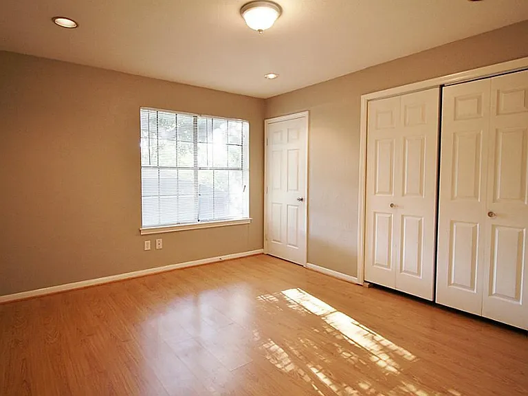 12026 Kleinmeadow Dr — Photo 7