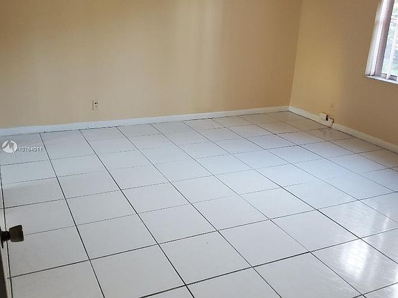 5th image of 3300 Spanish Moss Ter APT 107