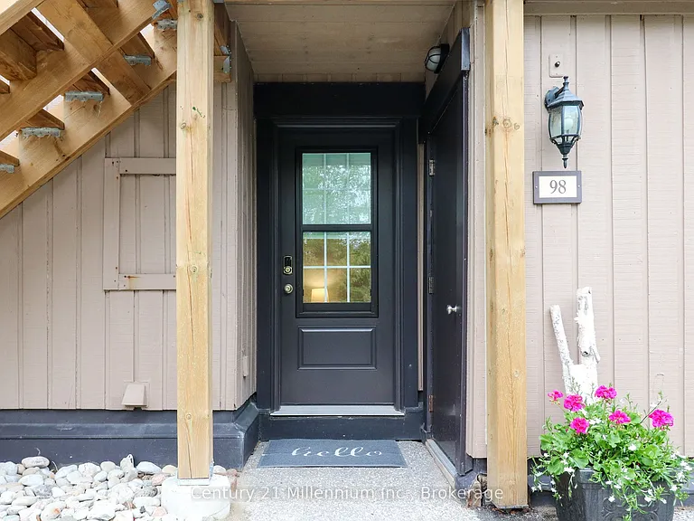 23 Dawson Dr #98 — Photo 4