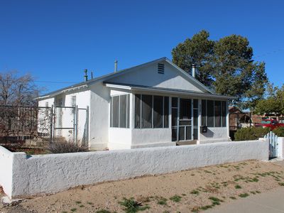 201 52nd St SW, Albuquerque, NM, 87105