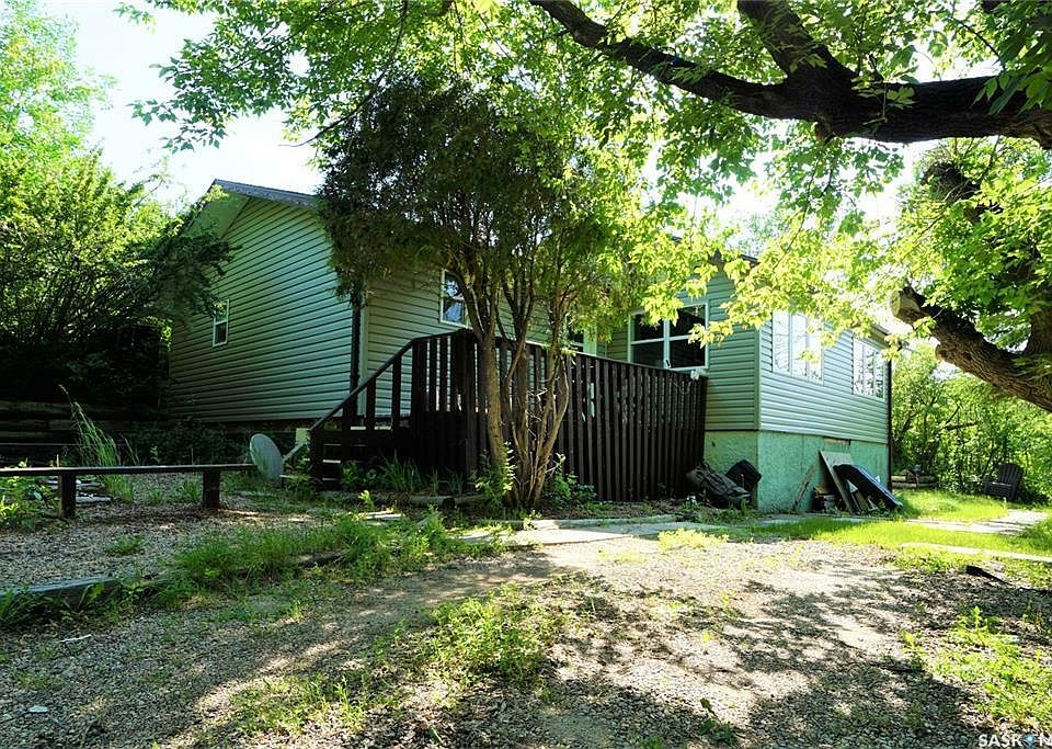 1st image of 591 Nicoll Ave #589
