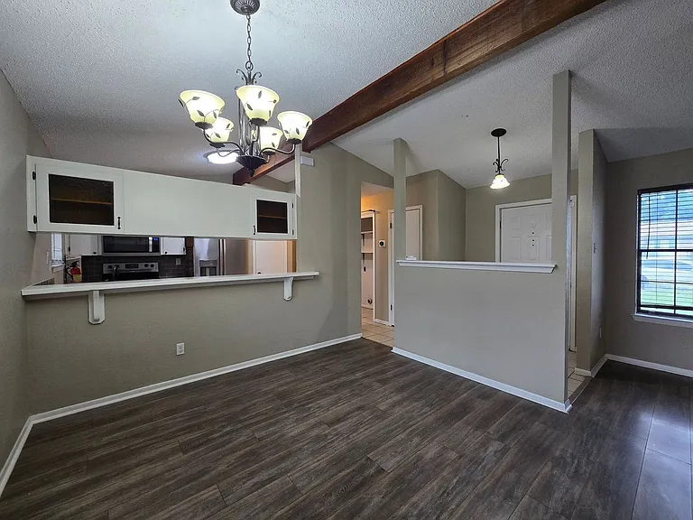 1710 Joy Dr — Photo 8