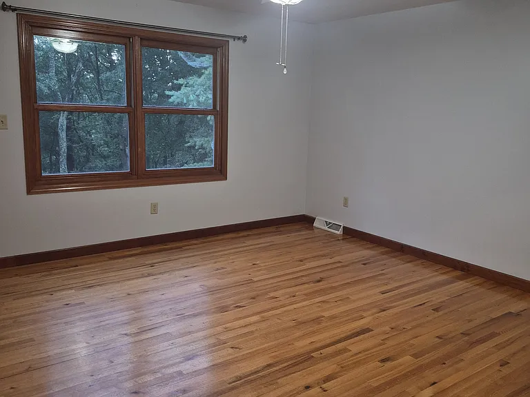 516 Lincoln Ave — Photo 11