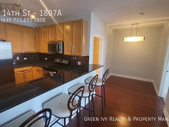 4th image of 100 14th St #1807A