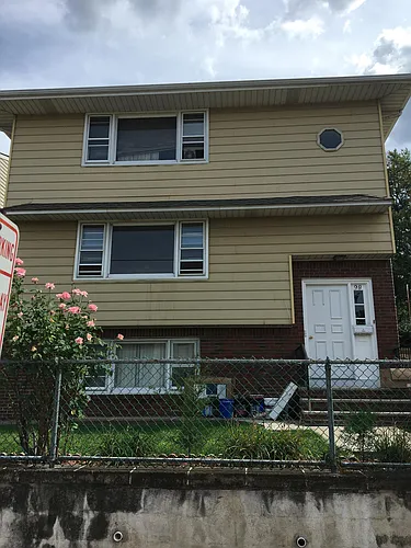 98 Gaston Ave Photo 1