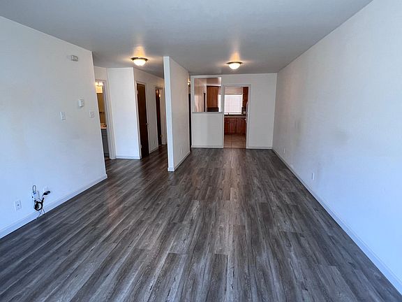 3rd image of 371 2nd Ave #2