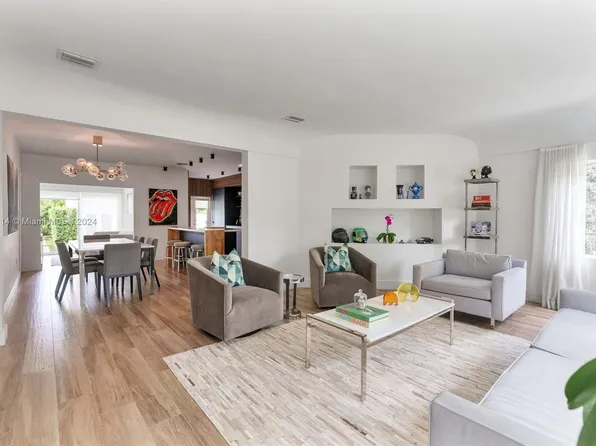 216 SW 29th Rd, Miami, FL 33129