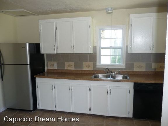 3rd image of 1411 NW 23rd St