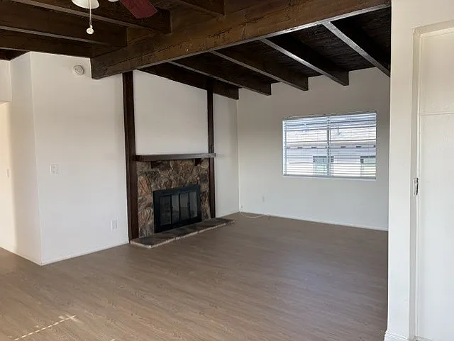 1802 Marshallfield Ln — Photo 11