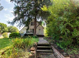 619 7th Ave, Coralville, IA 52241