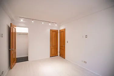 Rented by LEE & ASSOCIATES NYC RESIDENTIAL LLC