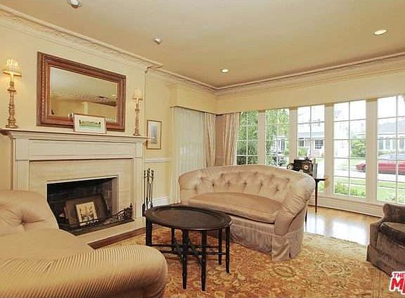3rd image of 9038 Cresta Dr