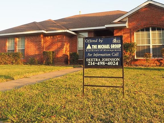 5th image of 2614 Palisades Pl