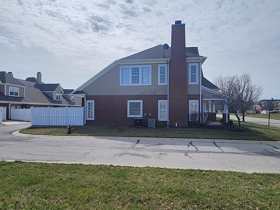 3rd image of 15557 Portland Dr Unit 1
