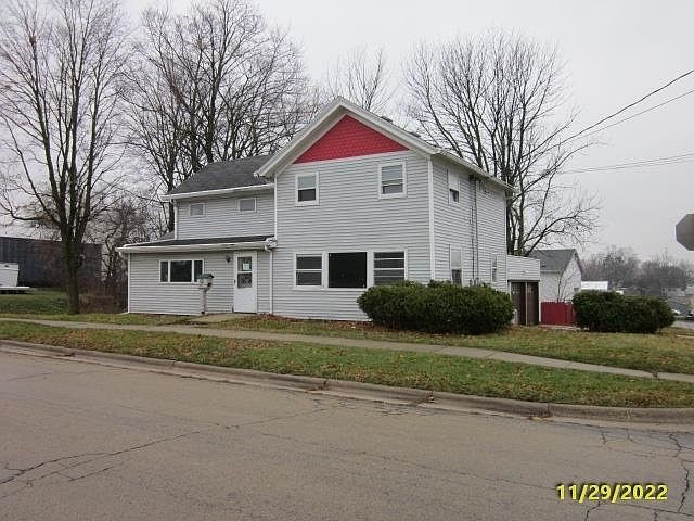 1st image of 1619 13th Ave