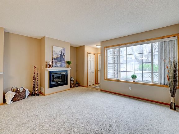 5th image of 150 S Prairie View Dr Unit 906